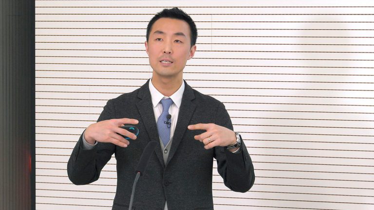 Aram Huvis Presentation