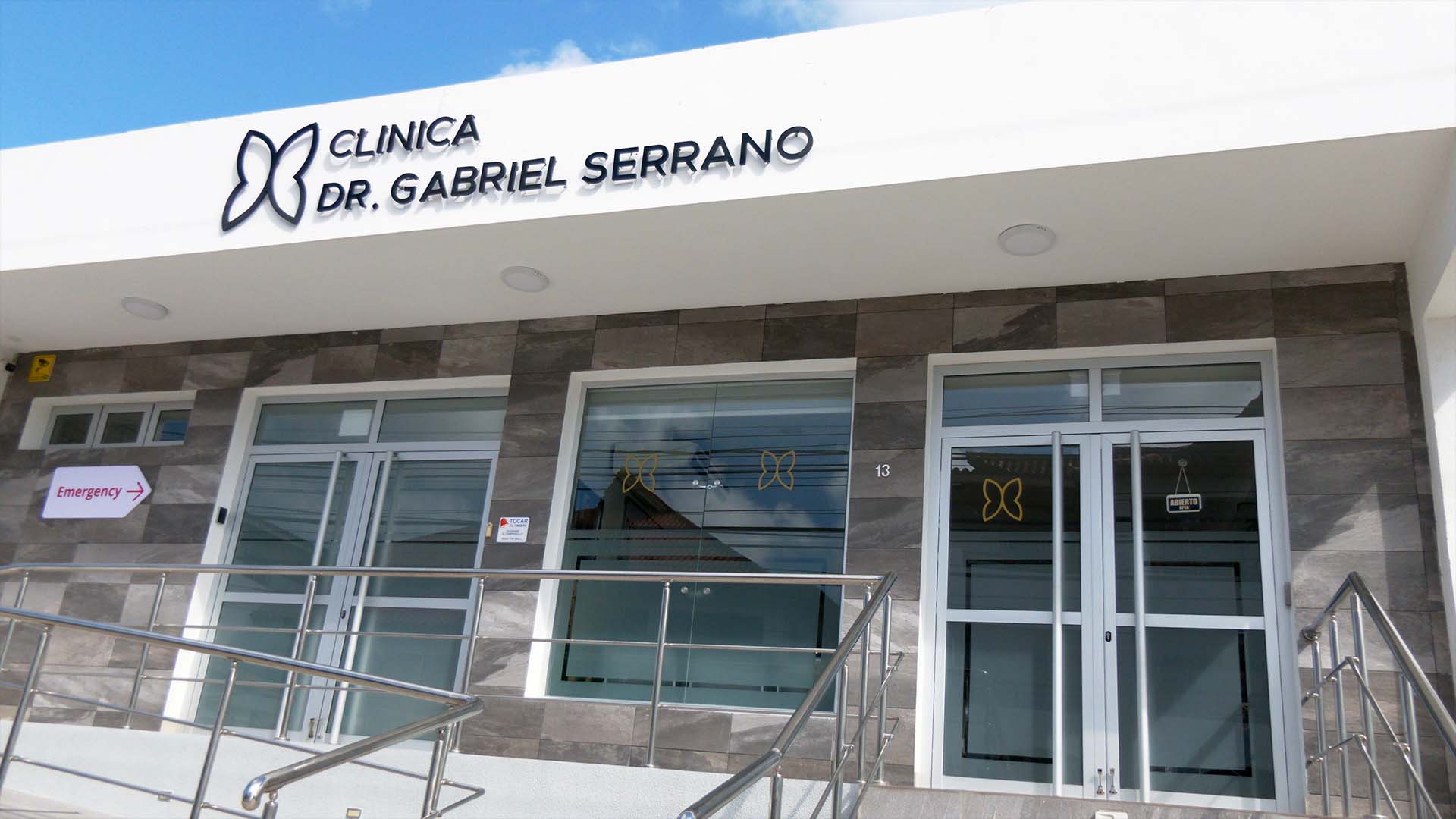 Dr Gabriel Serrano  Clinic – Bayahibe
